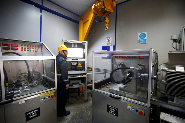 TSK'nın "vurucu güçleri" Kayseri'de yeni teknolojiyle donatılıyor